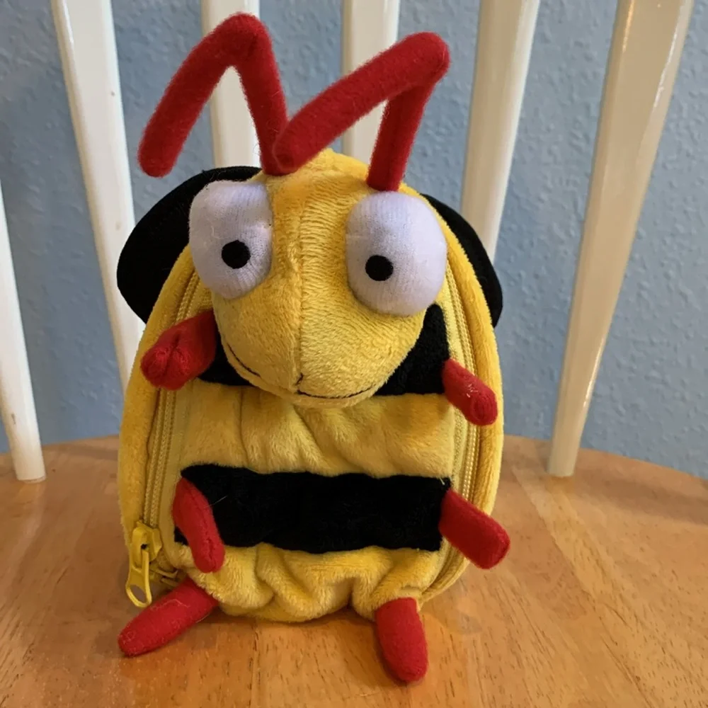 Vintage Hallmark Bee Plush Zippered Gift Bag Surprise Holder Reward BTS